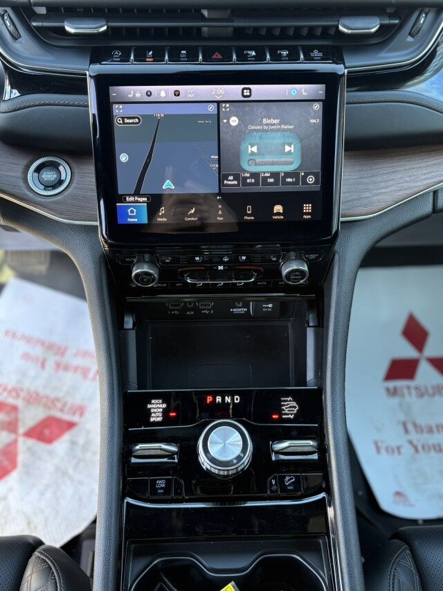 2023 Jeep Grand Cherokee Summit Grande Prairie AB