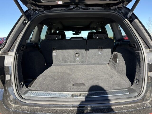 2023 Jeep Grand Cherokee Summit Grande Prairie AB