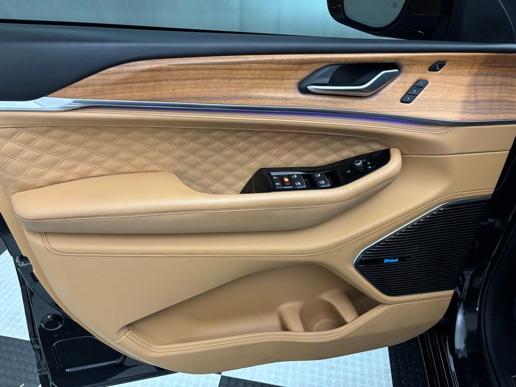 2023 Jeep Grand Cherokee Summit Portland OR