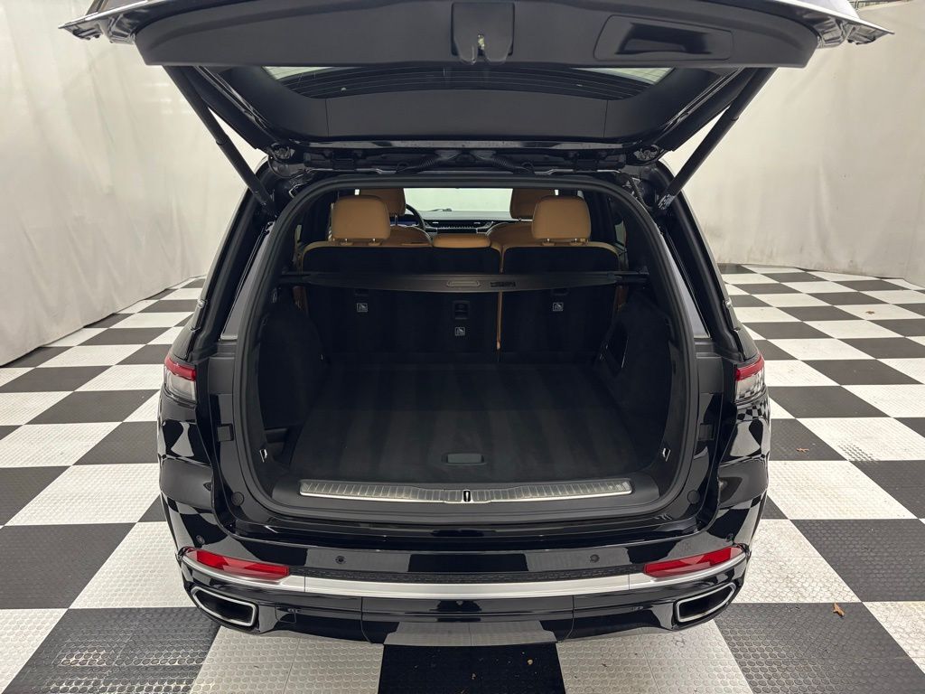 2023 Jeep Grand Cherokee Summit Portland OR