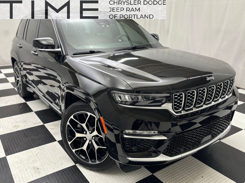 2023 Jeep Grand Cherokee Summit