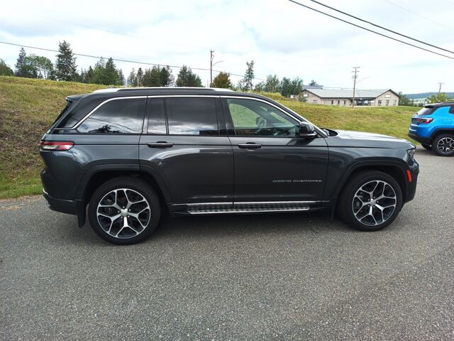 2023 Jeep Grand Cherokee Summit Reserve  - Sunroof 100 Mile House BC