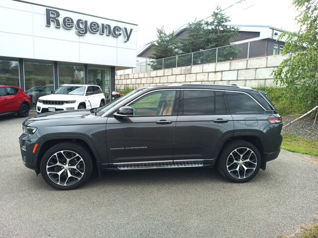 2023 Jeep Grand Cherokee Summit Reserve  - Sunroof 100 Mile House BC