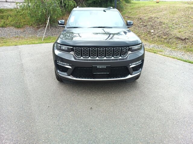 2023 Jeep Grand Cherokee Summit Reserve  - Sunroof 100 Mile House BC