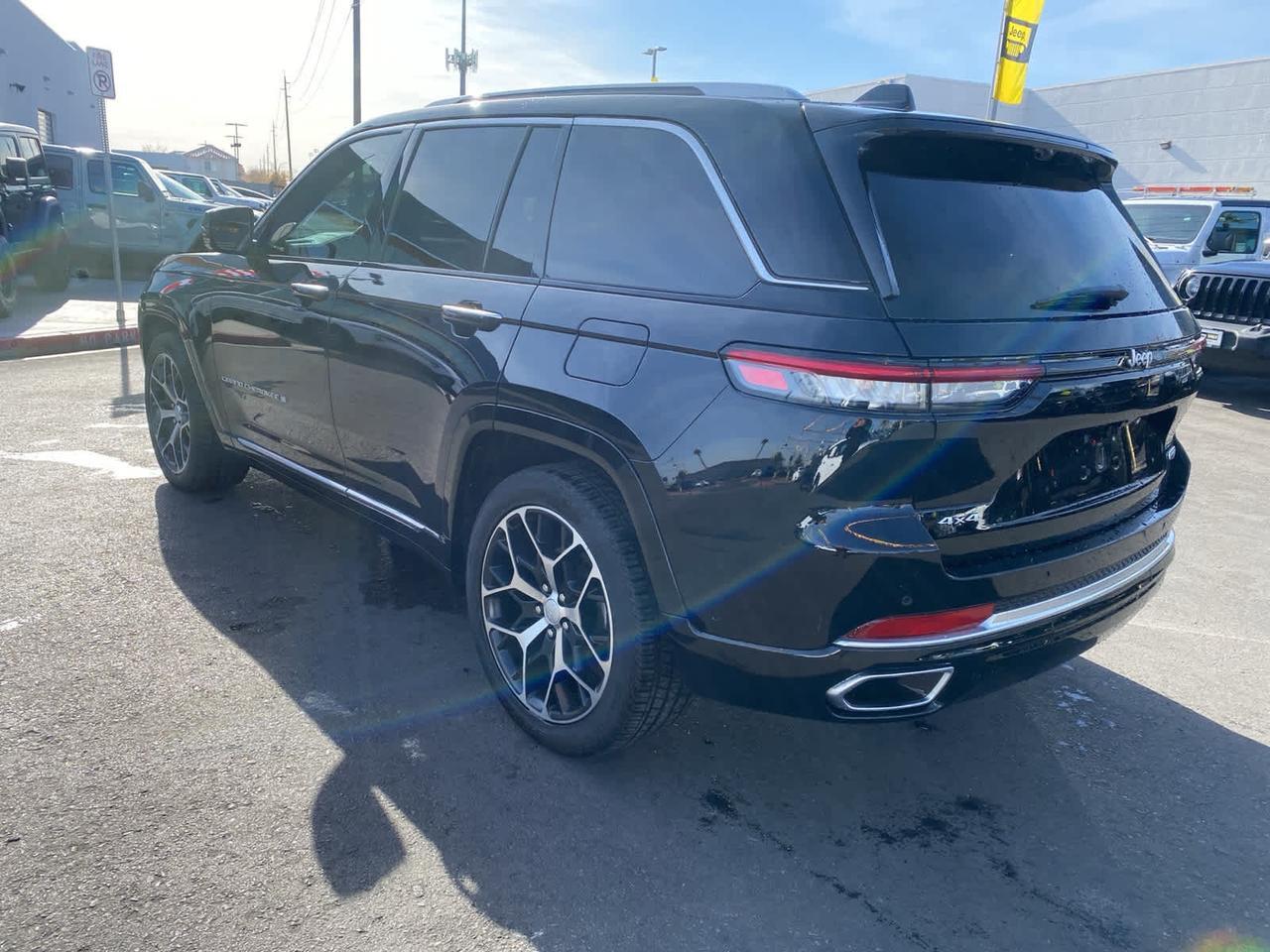 2023 Jeep Grand Cherokee Summit Reserve Irving TX