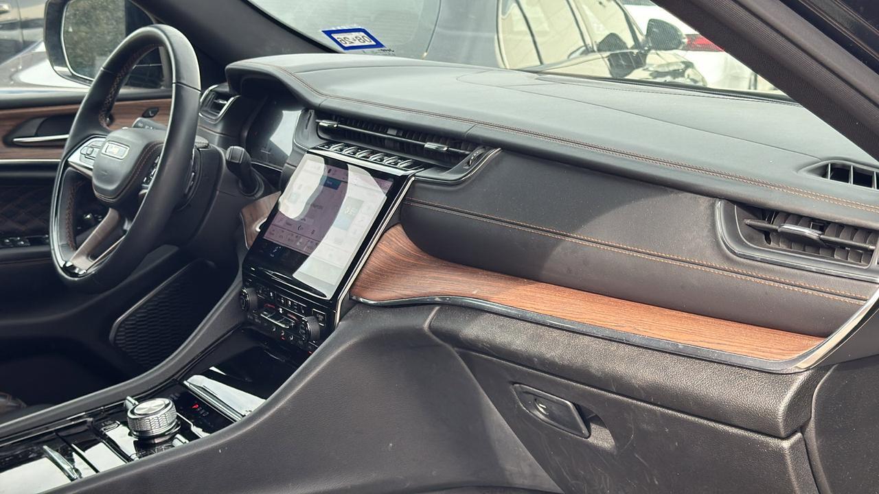 2023 Jeep Grand Cherokee Summit  Selma TX