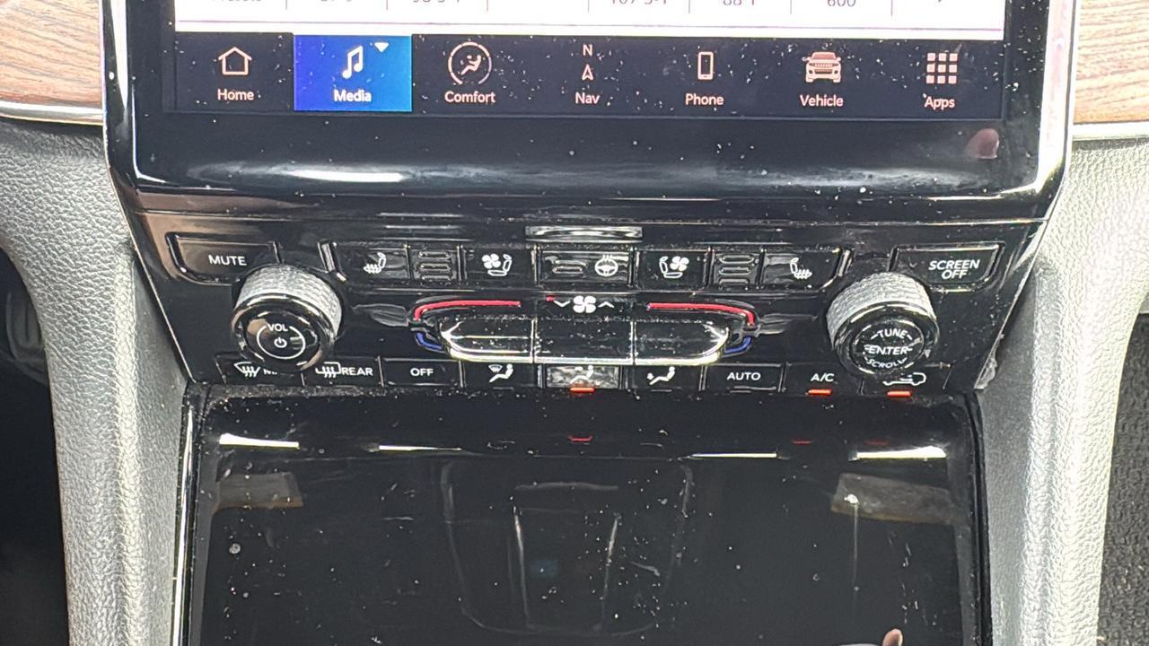 2023 Jeep Grand Cherokee Summit  Selma TX