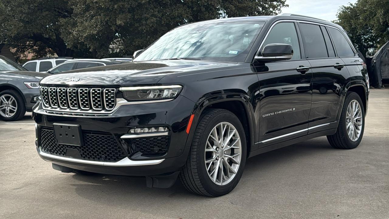 2023 Jeep Grand Cherokee Summit