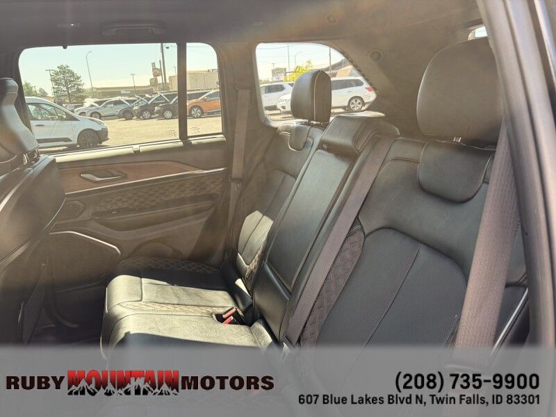 2023 Jeep Grand Cherokee Summit Twin Falls ID