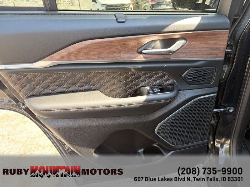 2023 Jeep Grand Cherokee Summit Twin Falls ID