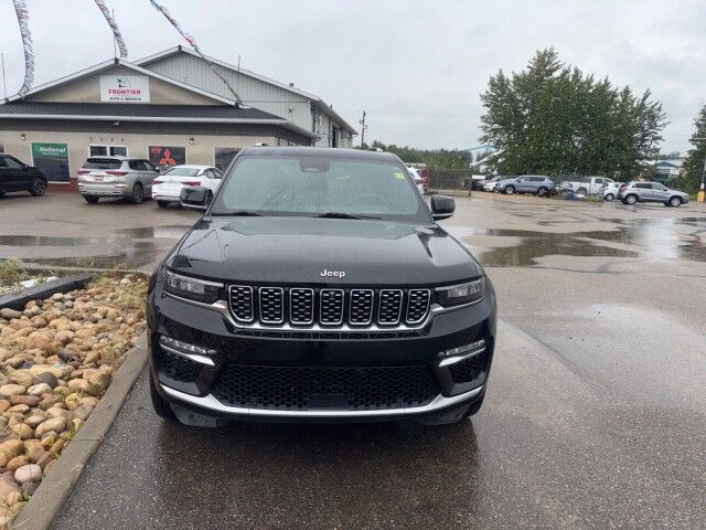 2023 Jeep Grand Cherokee Summit Whitecourt AB