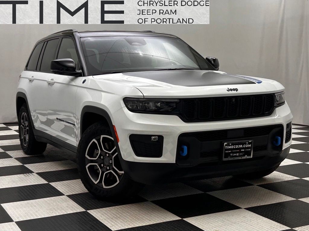 2023 Jeep Grand Cherokee Trailhawk 4xe