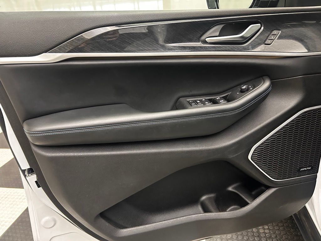 2023 Jeep Grand Cherokee Trailhawk 4xe Portland OR
