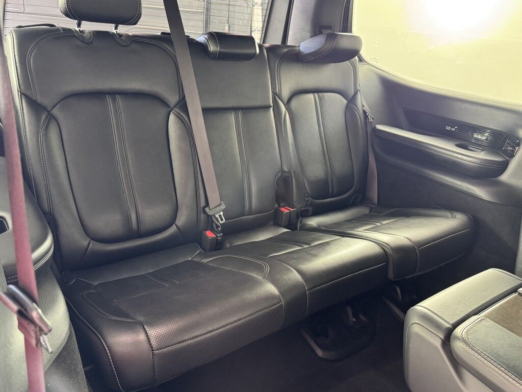 2023 Jeep Grand Wagoneer 4x4 w/6.4L Hemi Maumee OH