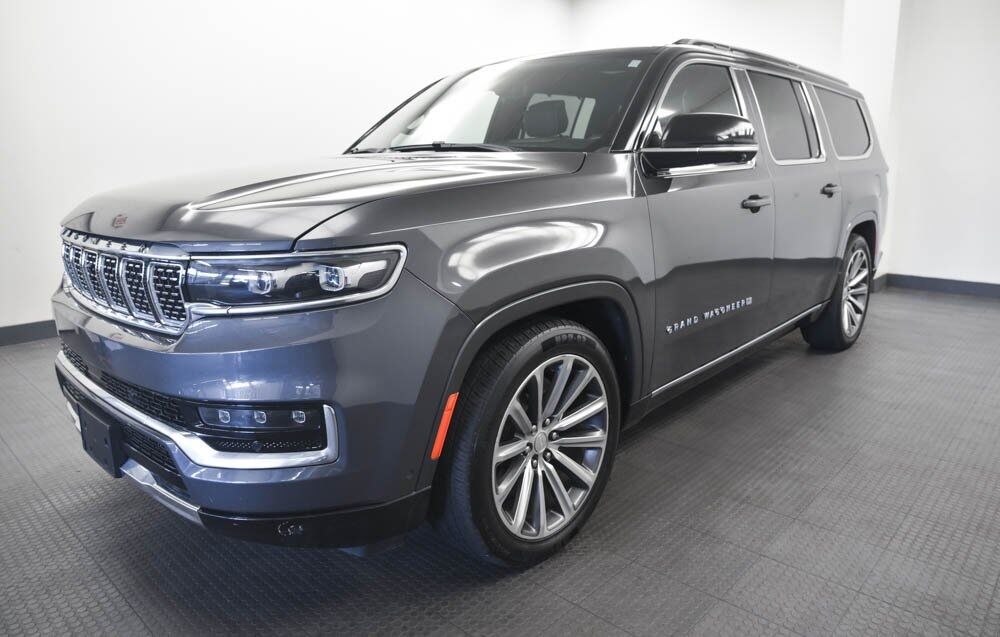 2023 Jeep Grand Wagoneer L Series II Akron OH