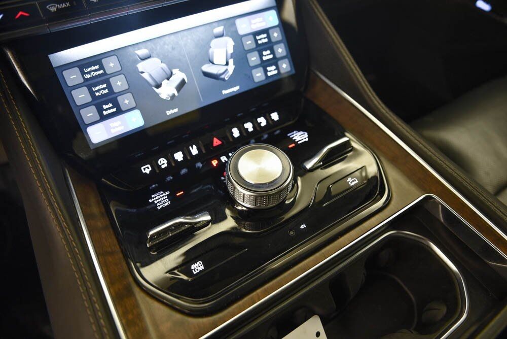 2023 Jeep Grand Wagoneer L Series II Akron OH