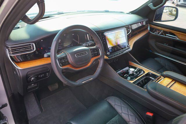 2023 Jeep Grand Wagoneer L Series III  Selma TX