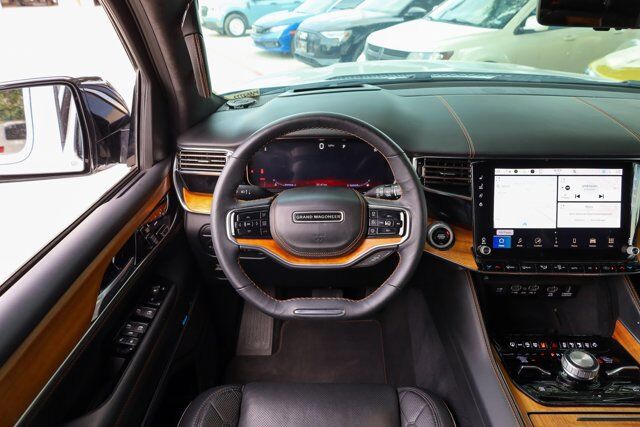 2023 Jeep Grand Wagoneer L Series III  Selma TX