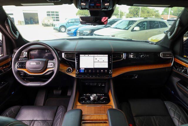 2023 Jeep Grand Wagoneer L Series III  Selma TX