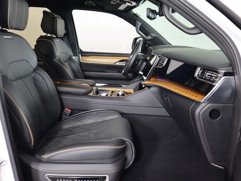 2023 Jeep Grand Wagoneer Series III 4x4 Maumee OH