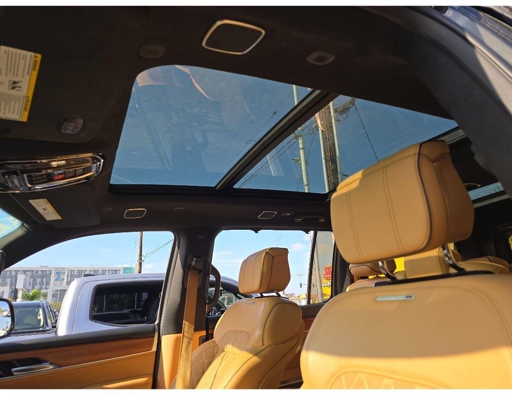 2023 Jeep Grand Wagoneer Series III Active Driving Assist Night Vision Portland OR