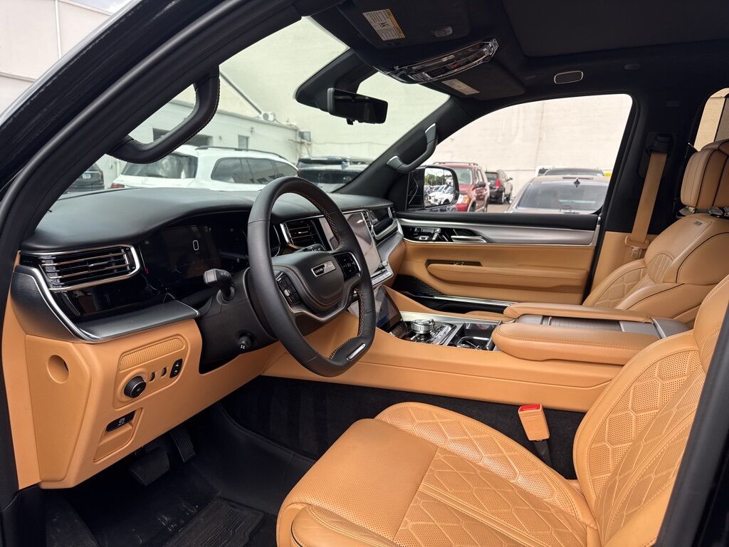 2023 Jeep Grand Wagoneer Series III AKRON OH