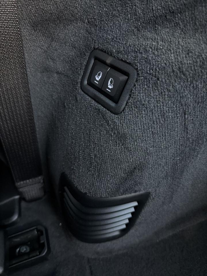 2023 Jeep Grand Wagoneer Series III Bend OR