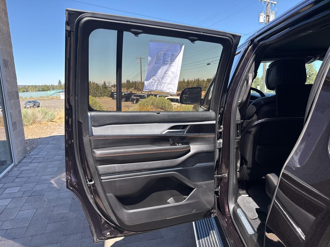 2023 Jeep Grand Wagoneer Series III Bend OR