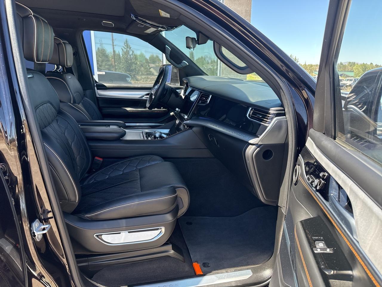 2023 Jeep Grand Wagoneer Series III Bend OR
