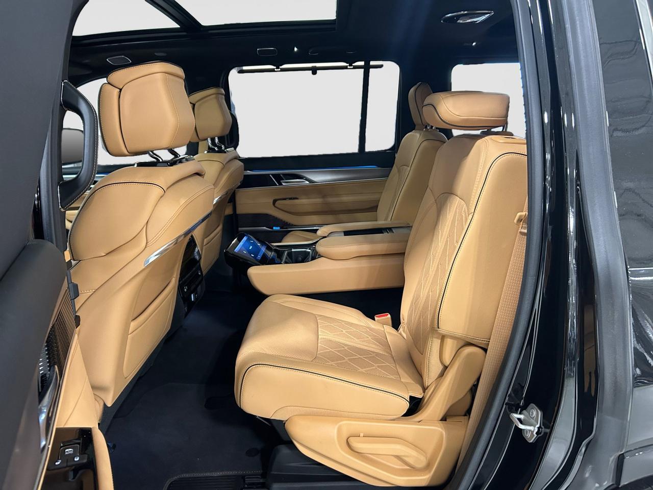 2023 Jeep Grand Wagoneer Series III New Braunfels TX