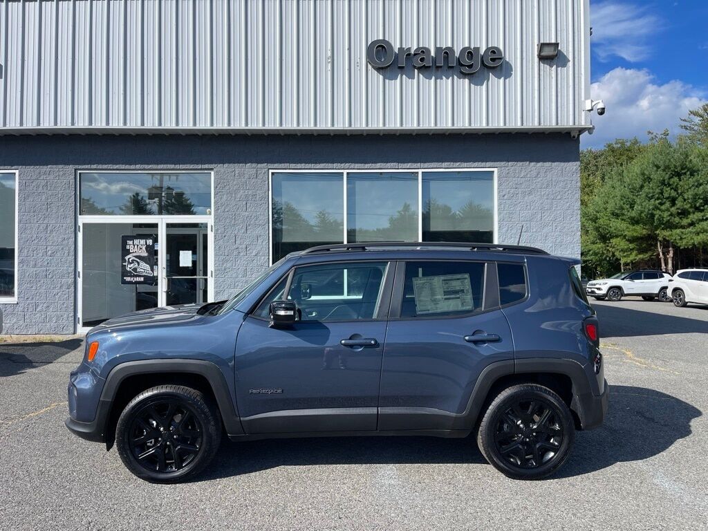 2023 Jeep Renegade ALTITUDE 4X4 Orange MA
