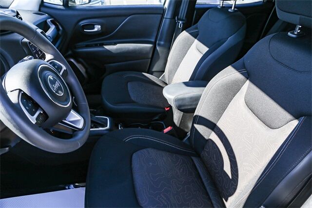 2023 Jeep Renegade Altitude Tacoma WA