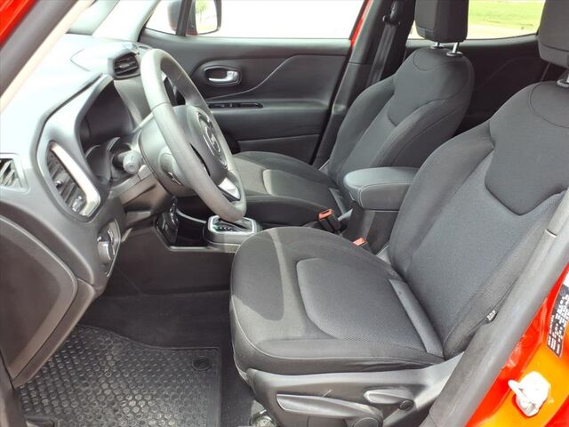 2023 Jeep Renegade Latitude  TX
