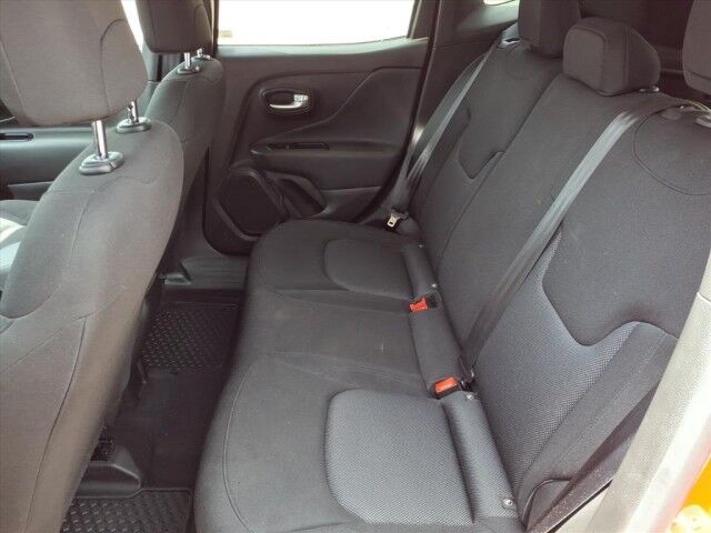 2023 Jeep Renegade Latitude  TX