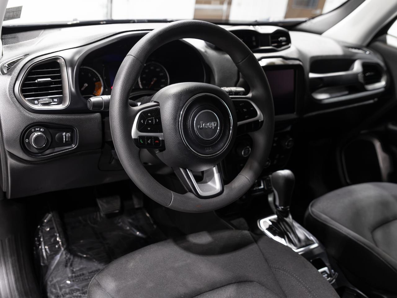 2023 Jeep Renegade Latitude 4WD Cranberry PA