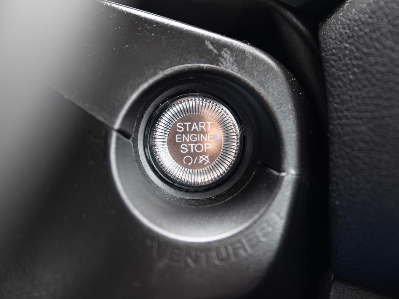 2023 Jeep Renegade Latitude 4WD Cranberry PA