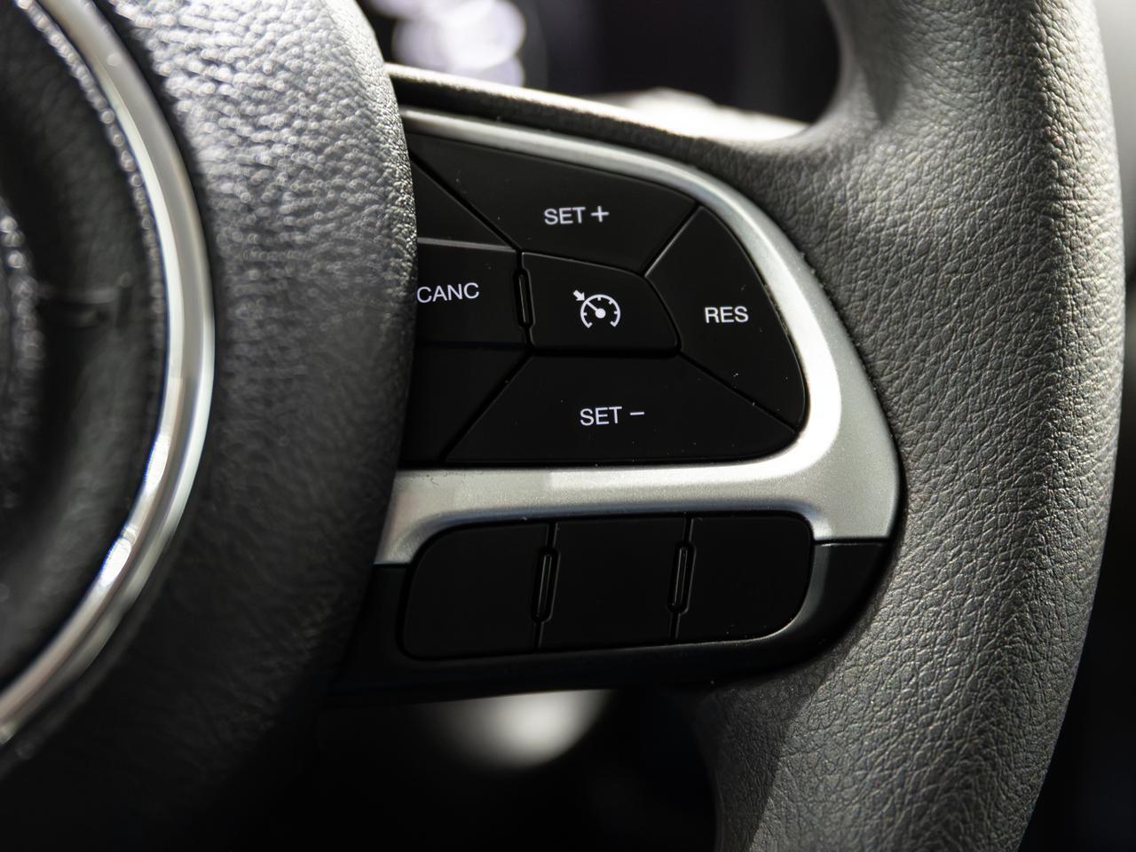 2023 Jeep Renegade Latitude 4WD Cranberry PA