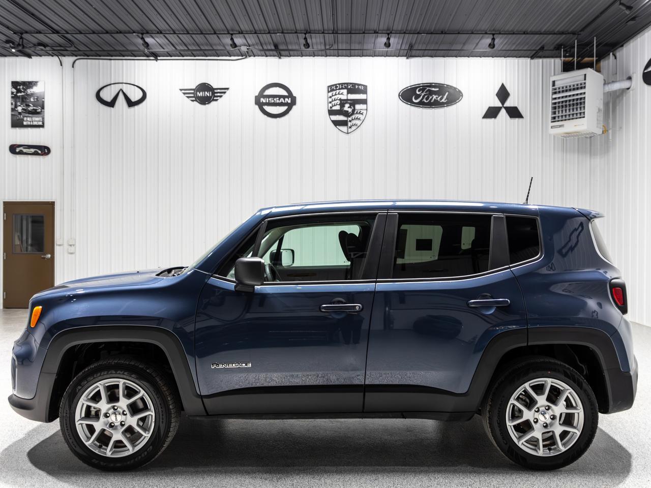 2023 Jeep Renegade Latitude 4WD Cranberry PA