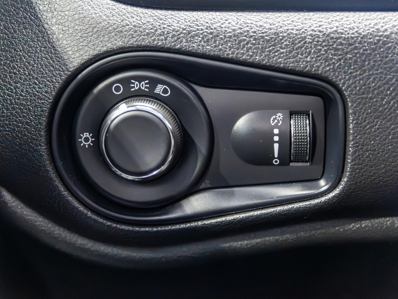 2023 Jeep Renegade Latitude 4WD Cranberry PA
