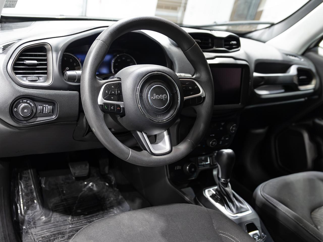 2023 Jeep Renegade Latitude 4WD NAV Cranberry PA
