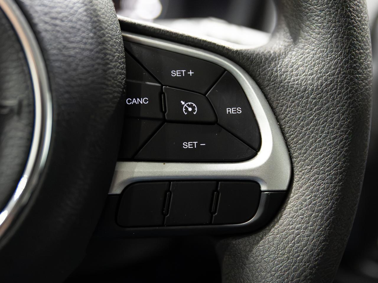 2023 Jeep Renegade Latitude 4WD NAV Cranberry PA