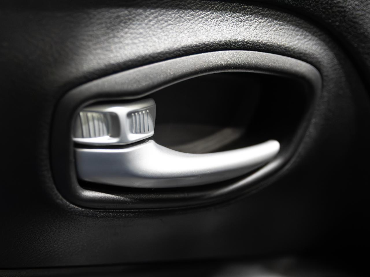 2023 Jeep Renegade Latitude 4WD NAV Cranberry PA