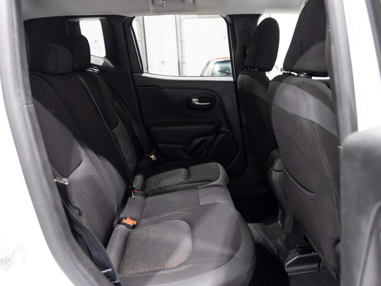 2023 Jeep Renegade Latitude 4WD NAV Cranberry PA