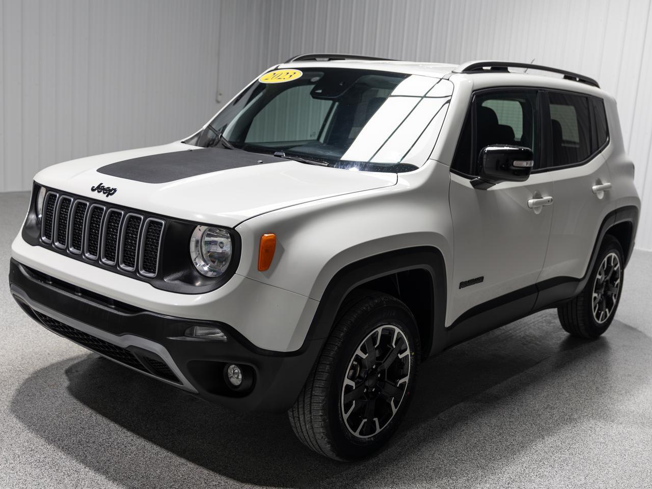 2023 Jeep Renegade Latitude 4WD NAV Cranberry PA
