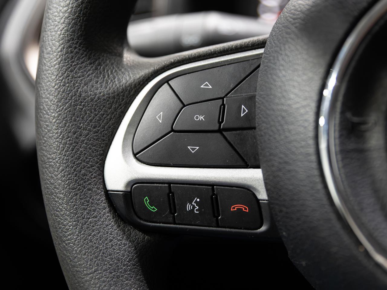 2023 Jeep Renegade Latitude 4WD NAV Cranberry PA