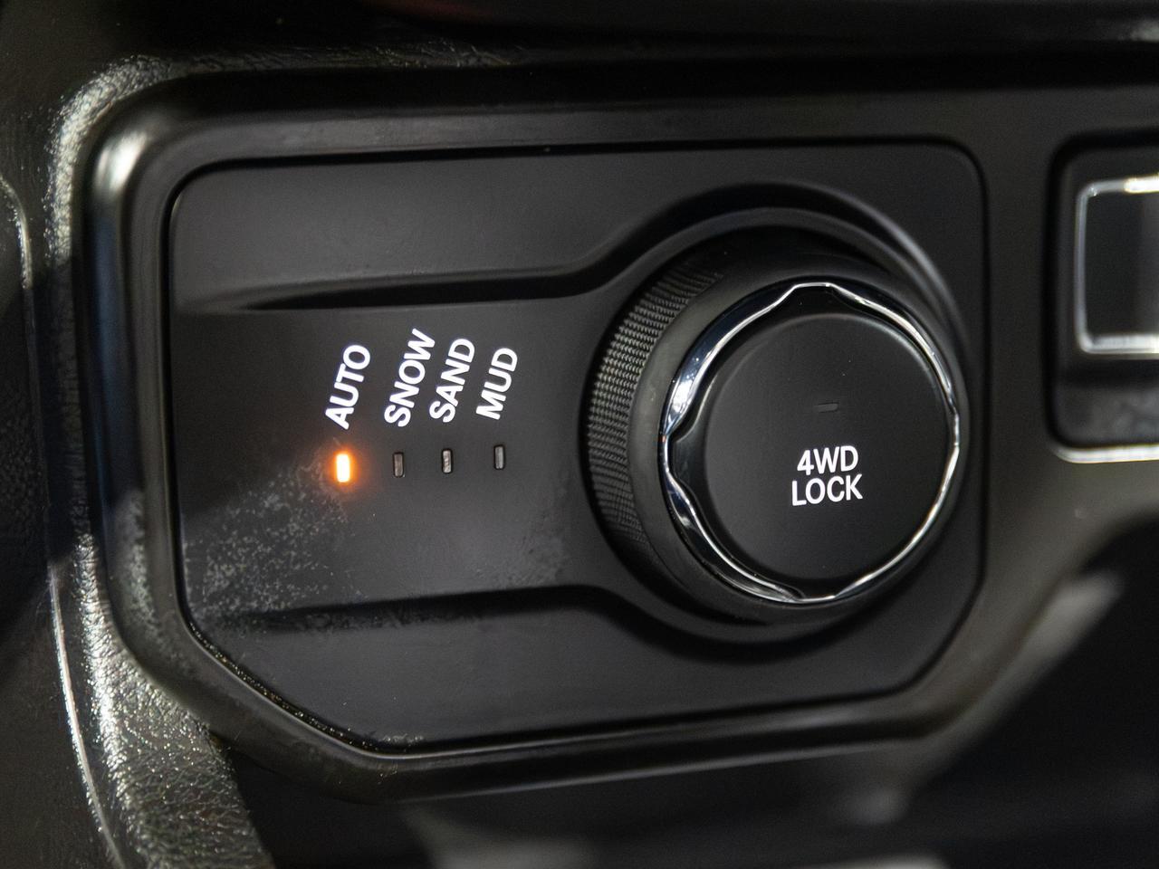 2023 Jeep Renegade Latitude 4WD NAV Cranberry PA