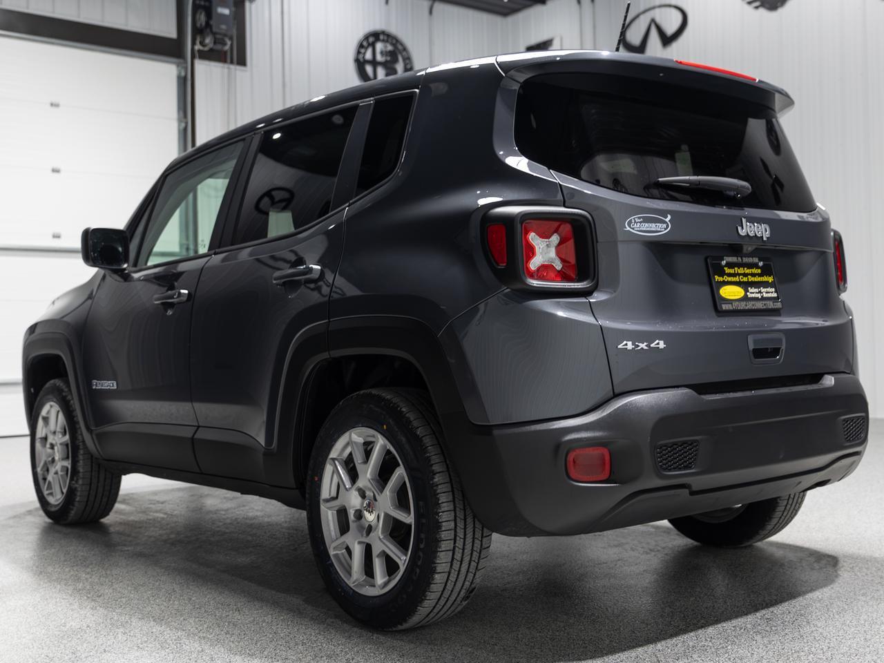 2023 Jeep Renegade Latitude 4WD NAV Cranberry PA