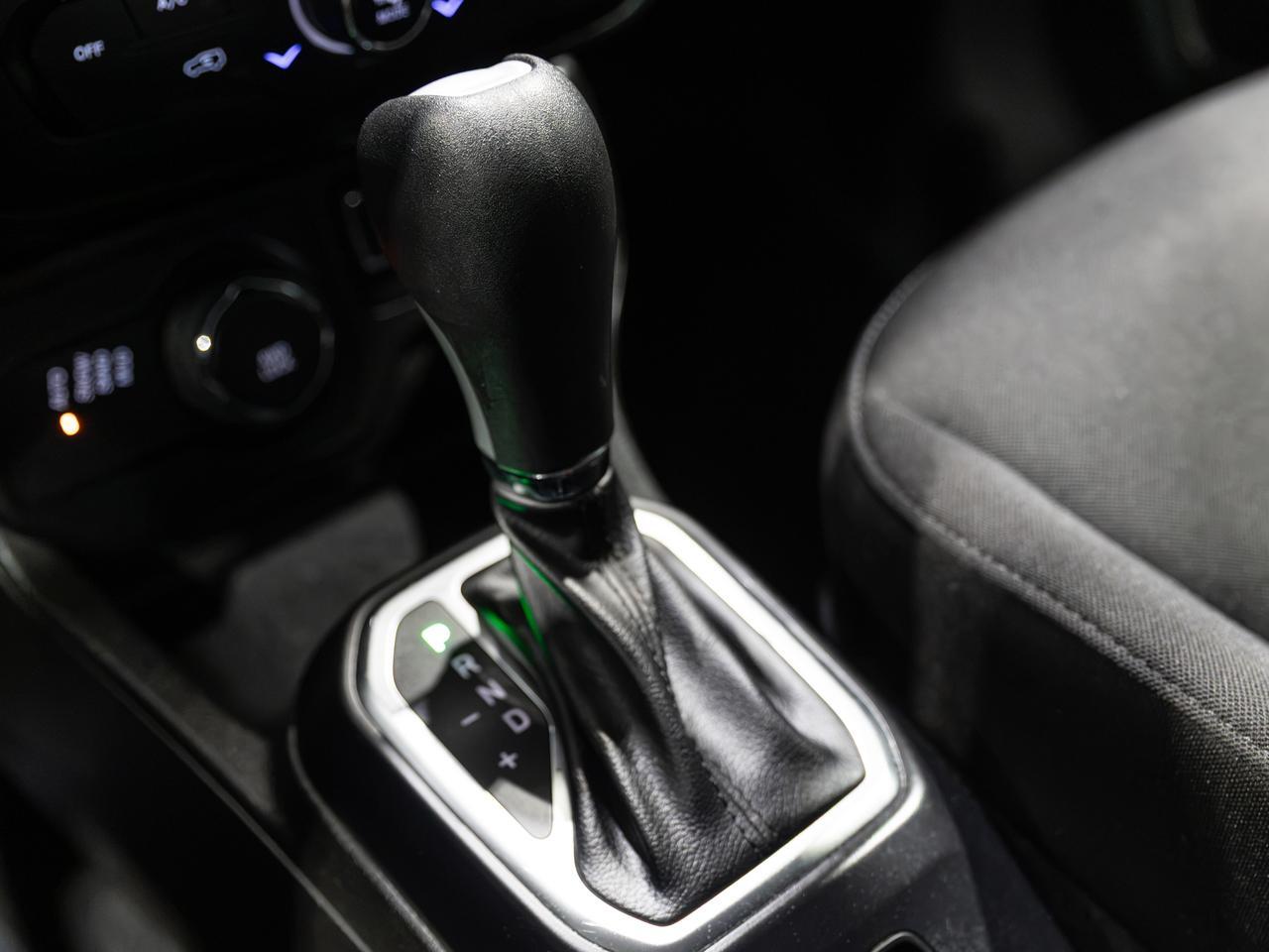 2023 Jeep Renegade Latitude 4WD NAV Cranberry PA