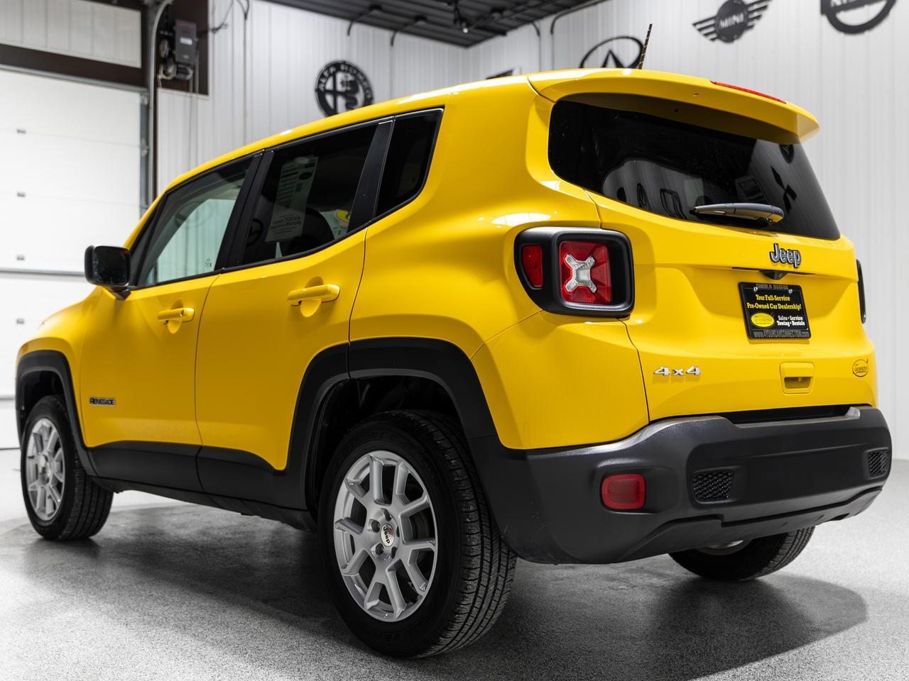 2023 Jeep Renegade Latitude 4WD NAV Cranberry PA