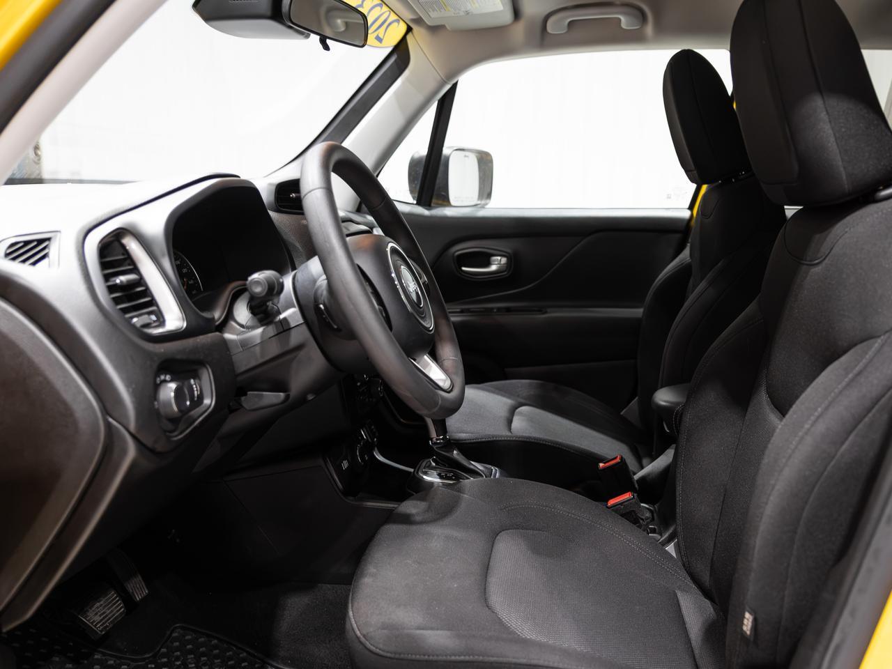 2023 Jeep Renegade Latitude 4WD NAV Cranberry PA